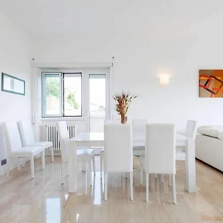 מלון Cappucci Holidays 3*